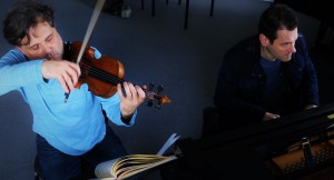 rehearsing with Daniel-Ben Pienaar 29 3 16 Photo Malene Skaerved