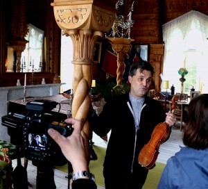 Talking about Bull's Amati, on its first visit to Lysoen for over 130 years. 28 5 15